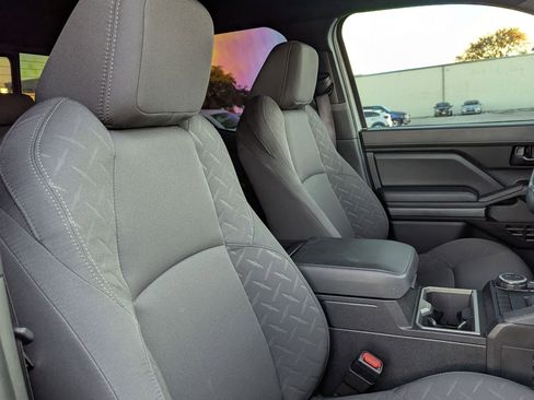 Used 2024 Toyota Tacoma image 30