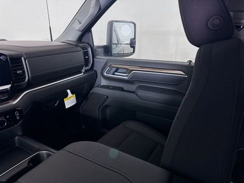 New 2026 Chevrolet Silverado 3500 LT w/ Trail Boss Package image 25