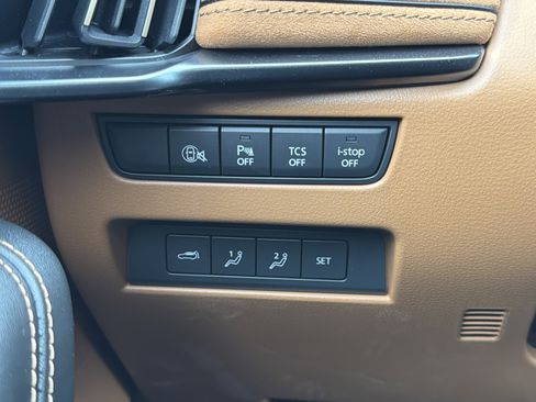 Certified 2025 MAZDA CX-70 3.3 Turbo S w/ Premium Plus image 34