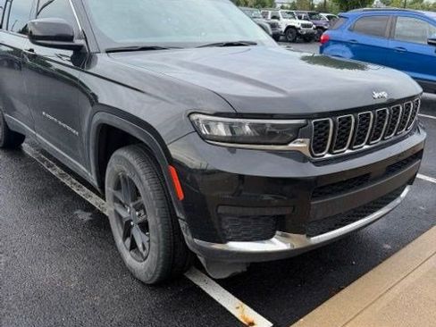 Used 2023 Jeep Grand Cherokee L Laredo w/ Luxury Tech Group I AWD/4WD image 20