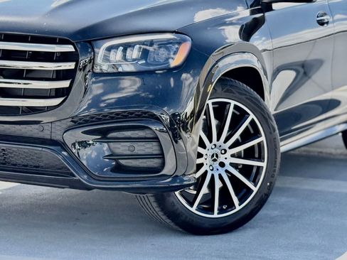 New 2026 Mercedes-Benz GLS 450 4MATIC image 4