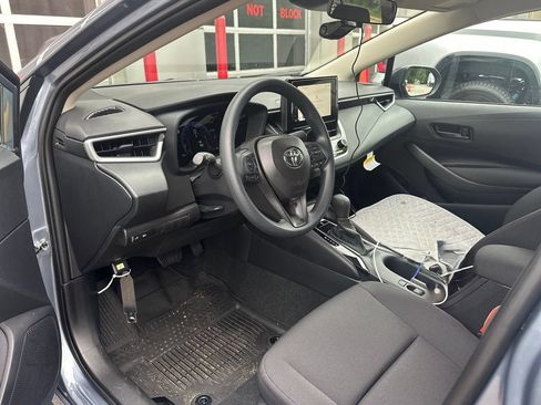 Used 2026 Toyota Corolla LE FWD image 8