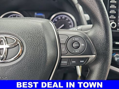 Used 2023 Toyota Camry LE FWD image 17