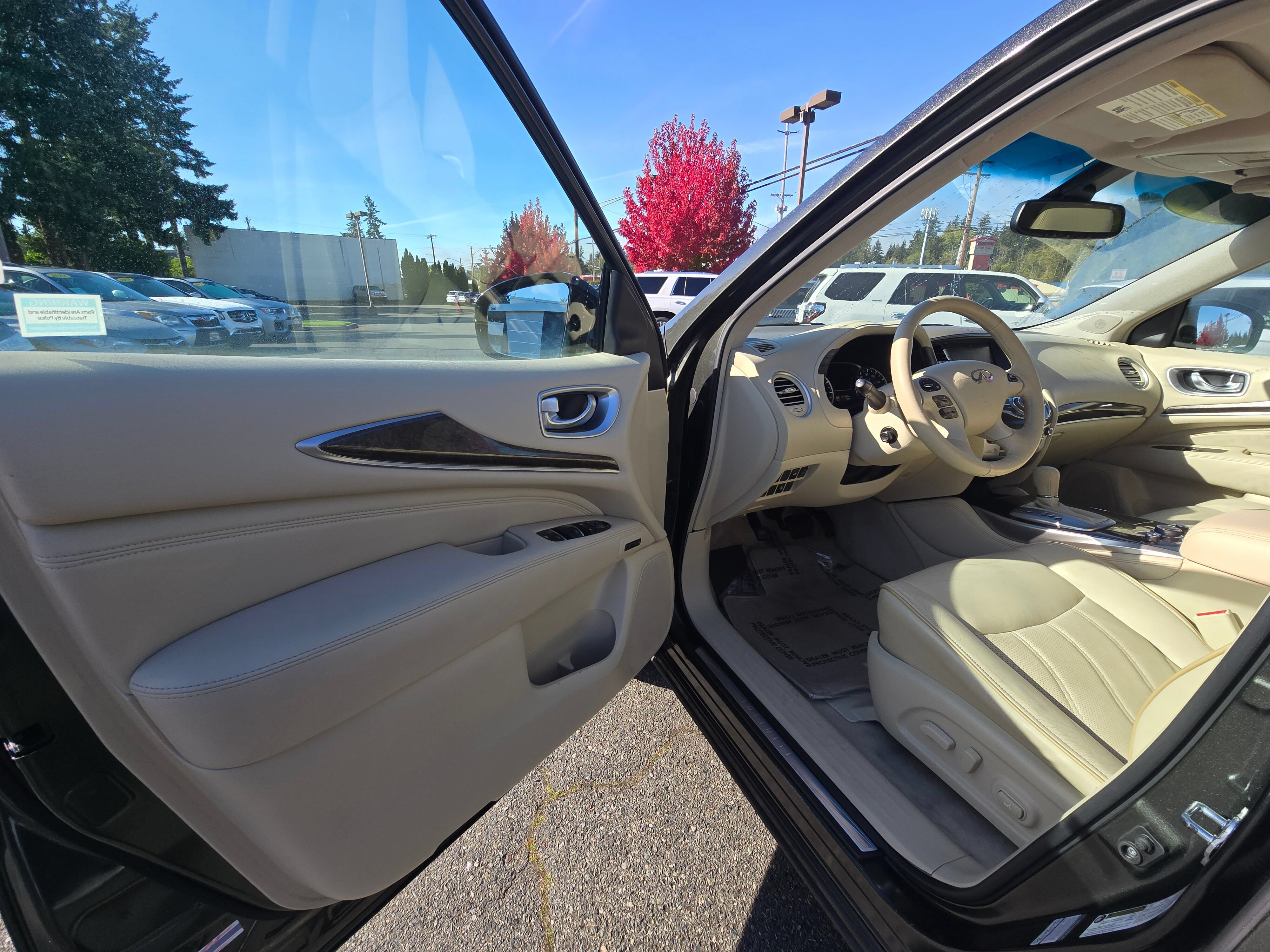 Used 2014 INFINITI QX60 Luxe w/ Premium Plus Package AWD/4WD image 20