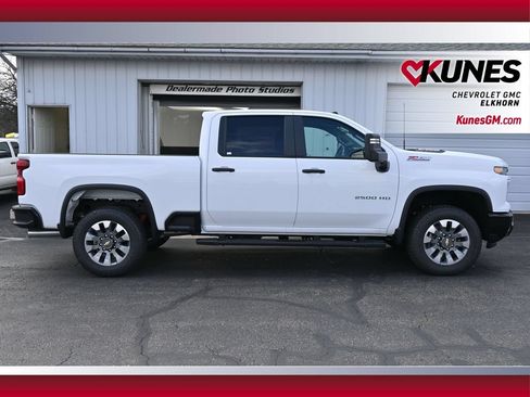 New 2026 Chevrolet Silverado 2500 Custom w/ Custom Value Package AWD/4WD image 4