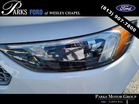 Used 2023 Ford Edge SEL image 6