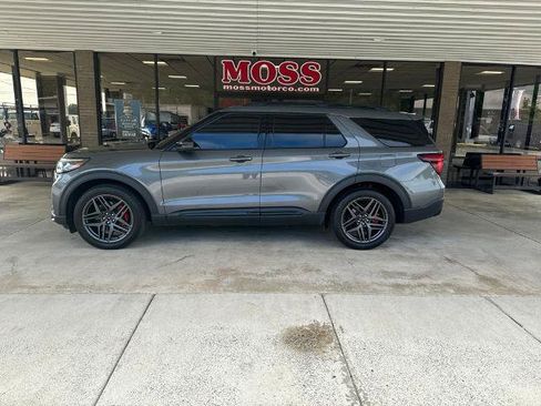 Certified 2025 Ford Explorer ST w/ Sun And Sound Package RWD image 7