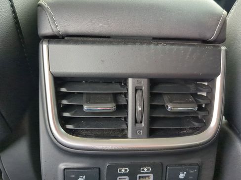 Used 2024 Subaru Outback Limited image 19