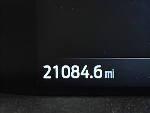 Used 2025 Ford Escape ST-Line Elite w/ Class II Trailer Tow Package image 26