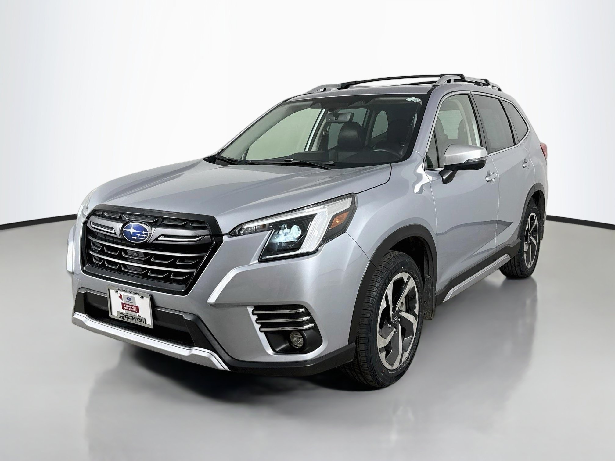 Used 2023 Subaru Forester Touring AWD/4WD image 3