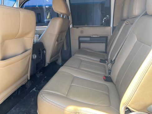 Used 2011 Ford F250 Lariat w/ Lariat Ultimate Pkg image 17