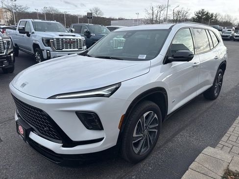 New 2025 Buick Enclave Sport Touring w/ Power Package image 3