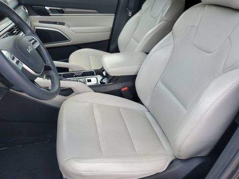 Used 2022 Kia Telluride S AWD/4WD image 16