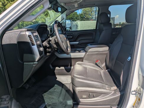 Used 2016 Chevrolet Silverado 3500 LTZ w/ Duramax Plus Package AWD/4WD image 17