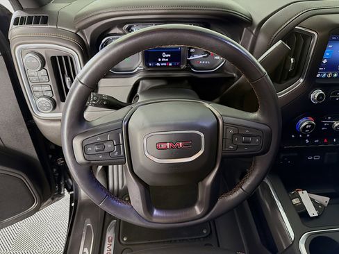 Used 2022 GMC Sierra 2500 AT4 w/ Gooseneck/5TH Wheel Package image 13