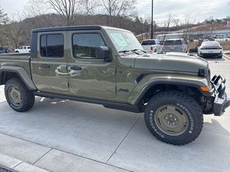 New 2026 Jeep Gladiator Willys video 2