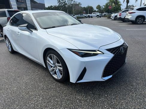 Used 2023 Lexus IS 300 w/ Comfort Package RWD image 6