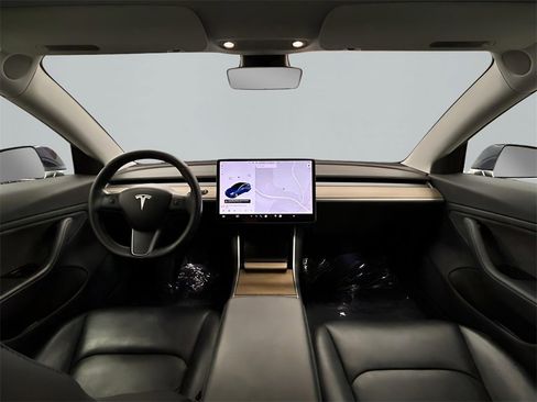 Used 2018 Tesla Model 3 Long Range image 14