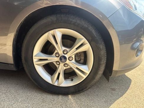 Used 2014 Ford Focus SE FWD image 28
