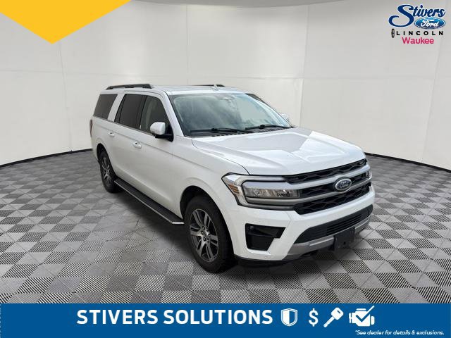 Used 2023 Ford Expedition Max XLT AWD/4WD image 3