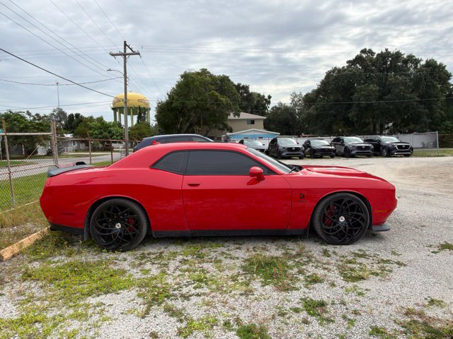 Used 2020 Dodge Challenger R/T w/ Blacktop Package RWD image 9
