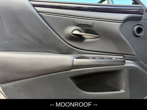 Used 2019 Lexus ES 350 image 5