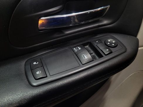 Used 2016 Dodge Grand Caravan SE w/ Quick Order Package 29E SE FWD image 27