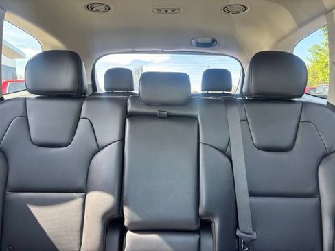 Used 2024 Kia Telluride EX AWD/4WD image 13