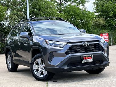 Used 2025 Toyota RAV4 XLE w/ Convenience Package