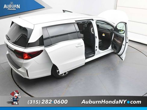 New 2026 Honda Odyssey Elite image 37