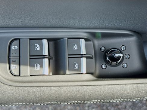 New 2026 Audi Q8 Premium Plus image 23