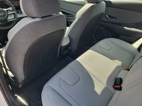 New 2026 Hyundai Elantra Limited FWD image 7