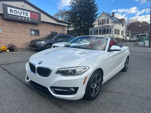 Used 2017 BMW 230i Convertible image 2