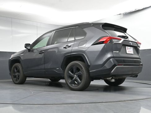 Used 2021 Toyota RAV4 XSE image 29