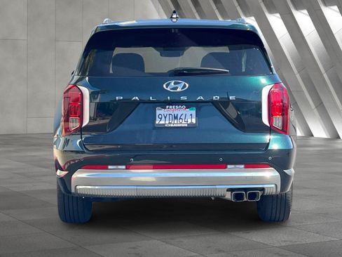 Used 2025 Hyundai Palisade Calligraphy FWD image 5