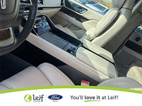 Used 2020 Lincoln Navigator L Reserve image 27