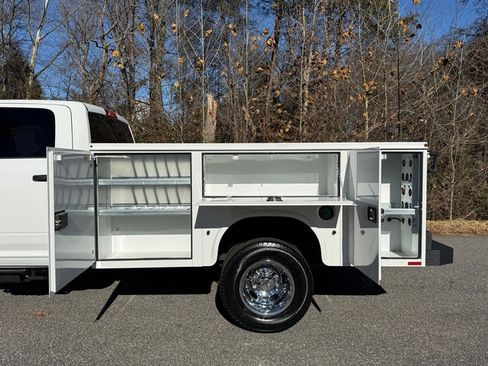 New 2026 RAM 3500 Tradesman image 12