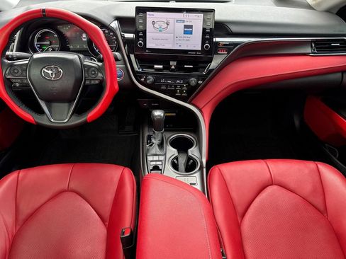 Used 2021 Toyota Camry SE w/ Cold Weather Package AWD/4WD image 26