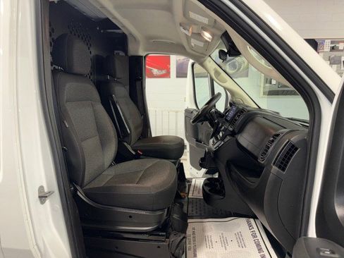 Used 2023 RAM ProMaster 2500 image 24