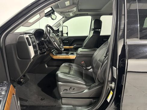 Used 2019 Chevrolet Silverado 3500 LTZ w/ Duramax Plus Package AWD/4WD image 15