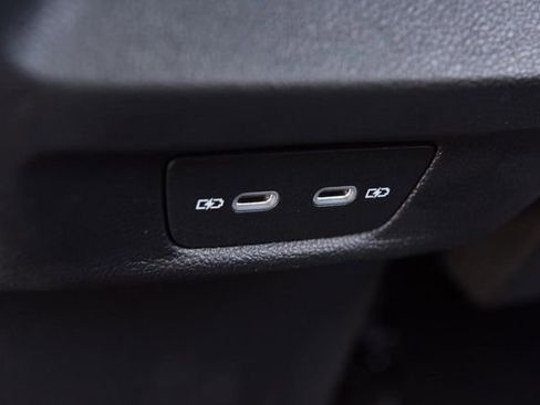 New 2026 Volkswagen Tiguan SE R-Line image 24