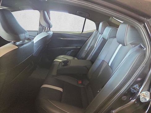 Used 2025 Toyota Camry SE FWD image 16