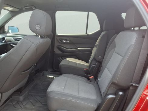 Used 2023 Chevrolet Traverse LT w/ LPO, Floor Liner Package AWD/4WD image 13