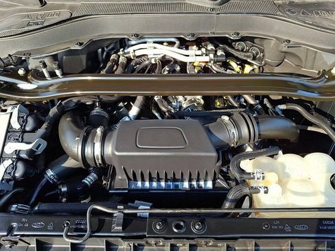 Used 2022 Ford Explorer ST w/ Equipment Group 401A AWD/4WD image 29