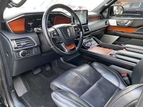 Used 2018 Lincoln Navigator Reserve w/ Technology Package image 36