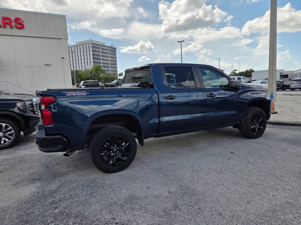Used 2023 Chevrolet Silverado 1500 Custom Trail Boss w/ LPO, Dark Essentials Package AWD/4WD image 15