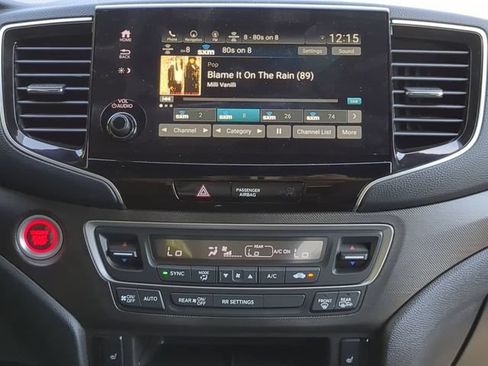 Used 2024 Honda Passport TrailSport image 17