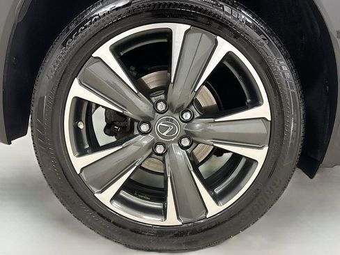 Used 2019 Lexus UX 250h image 40