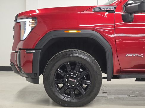 Used 2025 GMC Sierra 2500 AT4 w/ AT4 Premium Plus Package AWD/4WD image 46
