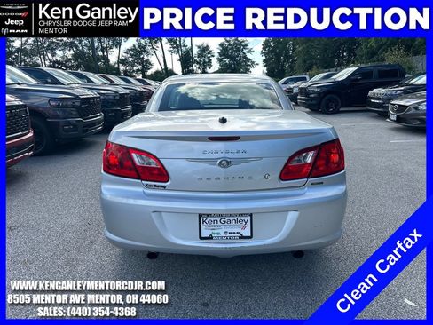 Used 2009 Chrysler Sebring Limited FWD image 8
